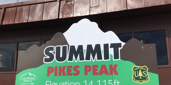 老喬遊記:登高望遠Pikes peak 老喬遊記:登高望遠Pikes peak